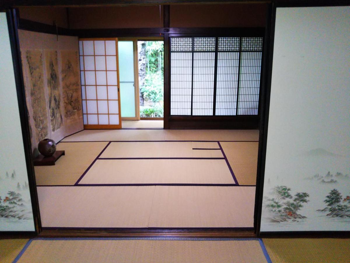 ゲストハウス「古民家の宿梨本軒」 Takayama (Nagano) Exterior foto