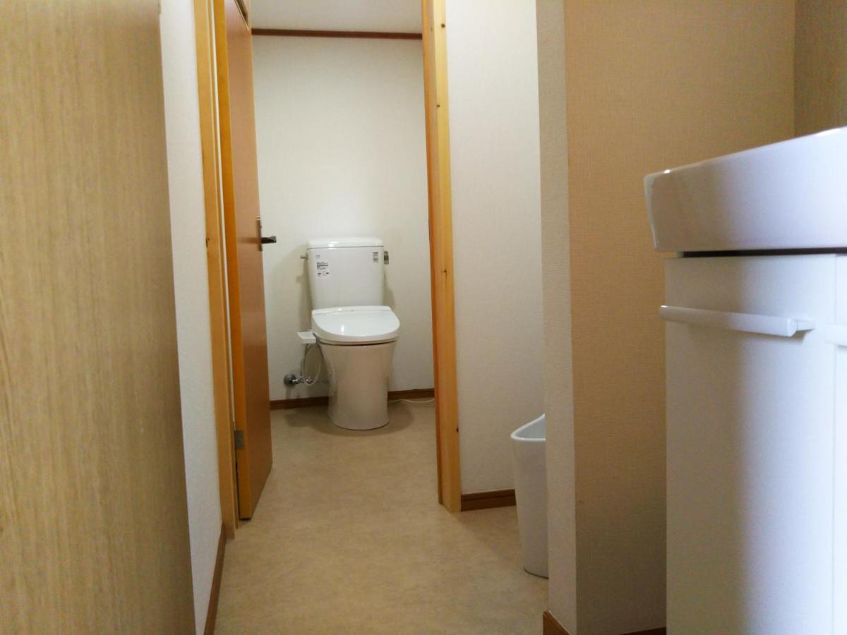 ゲストハウス「古民家の宿梨本軒」 Takayama (Nagano) Exterior foto